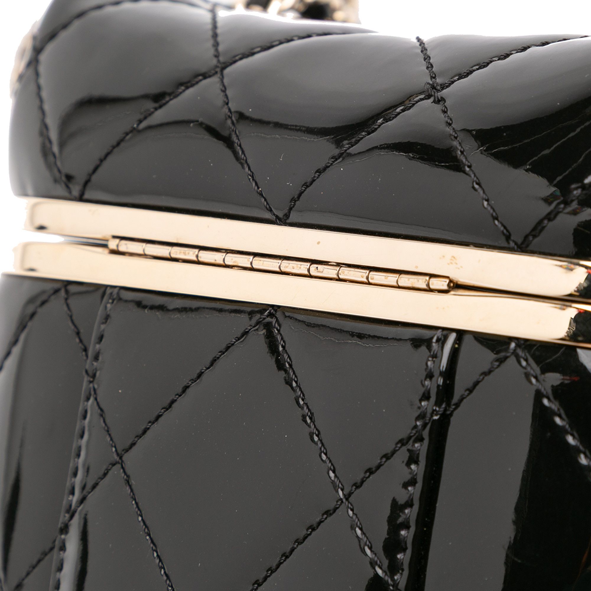 Chanel Chanel Quilted Patent Logo Chain Vanity Case Size ONE SIZE - 10 Thumbnail