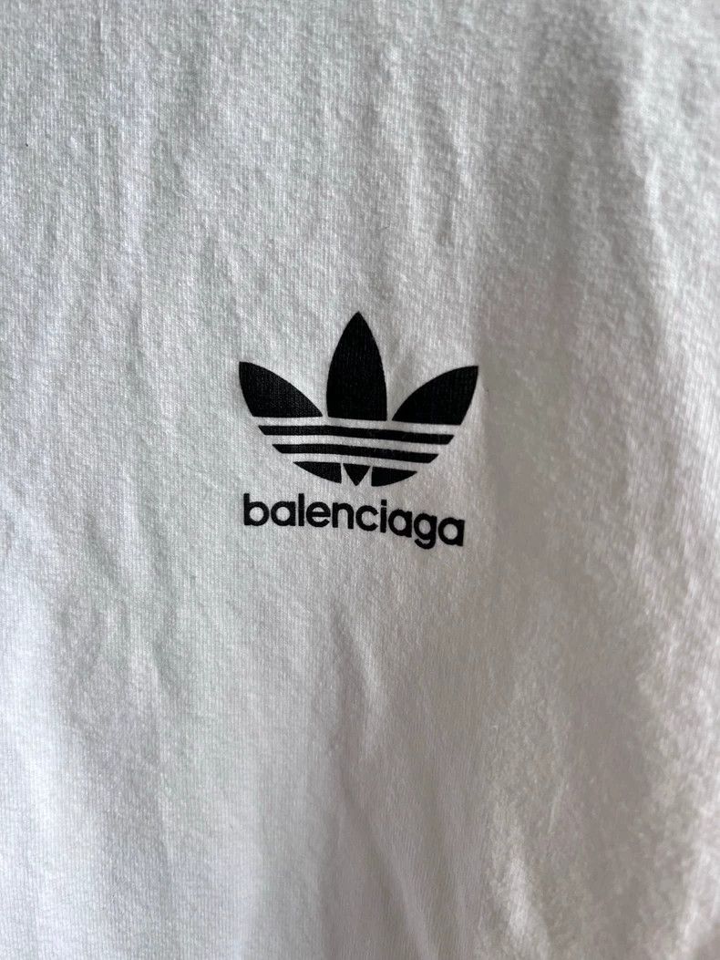 Balenciaga Balenciaga x Adidas collaborative printed short-sleeve shirt - dmc Size US M / EU 48-50 / 2 - 3 Thumbnail