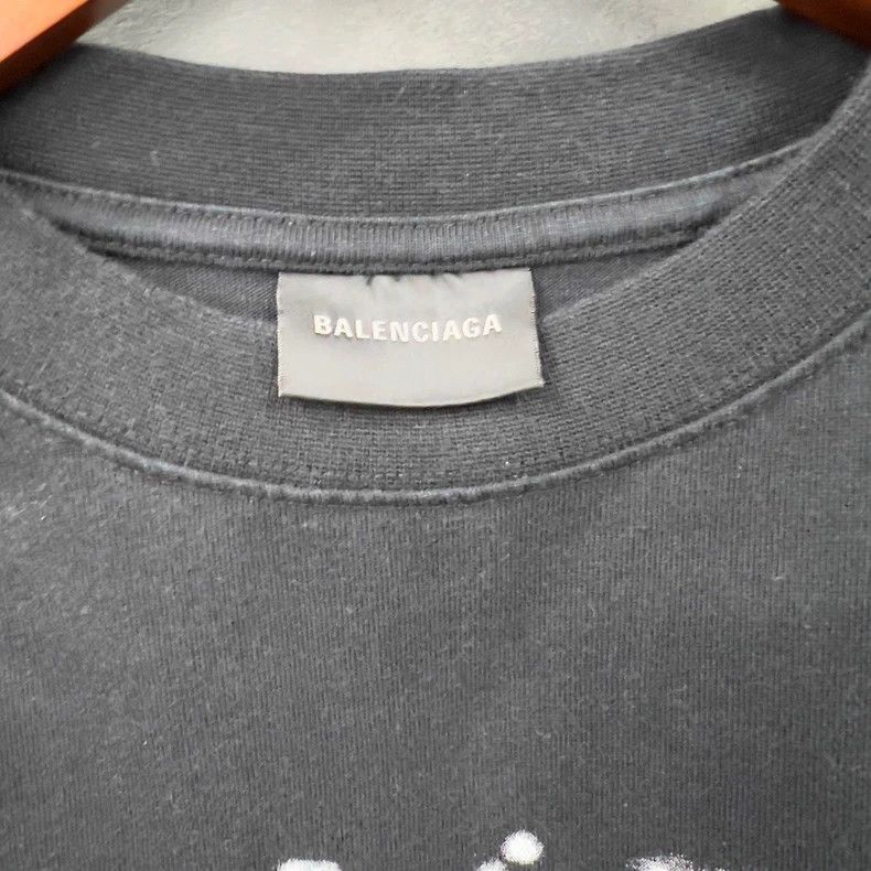 Balenciaga Balenciaga Fuzzy Graffiti Ink Short Sleeve - dmc Size US M / EU 48-50 / 2 - 3 Thumbnail