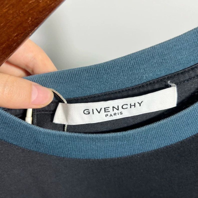 Givenchy Givenchy Embroidered Logo Short Sleeve T-Shirt - dmc Size US S / EU 44-46 / 1 - 3 Thumbnail