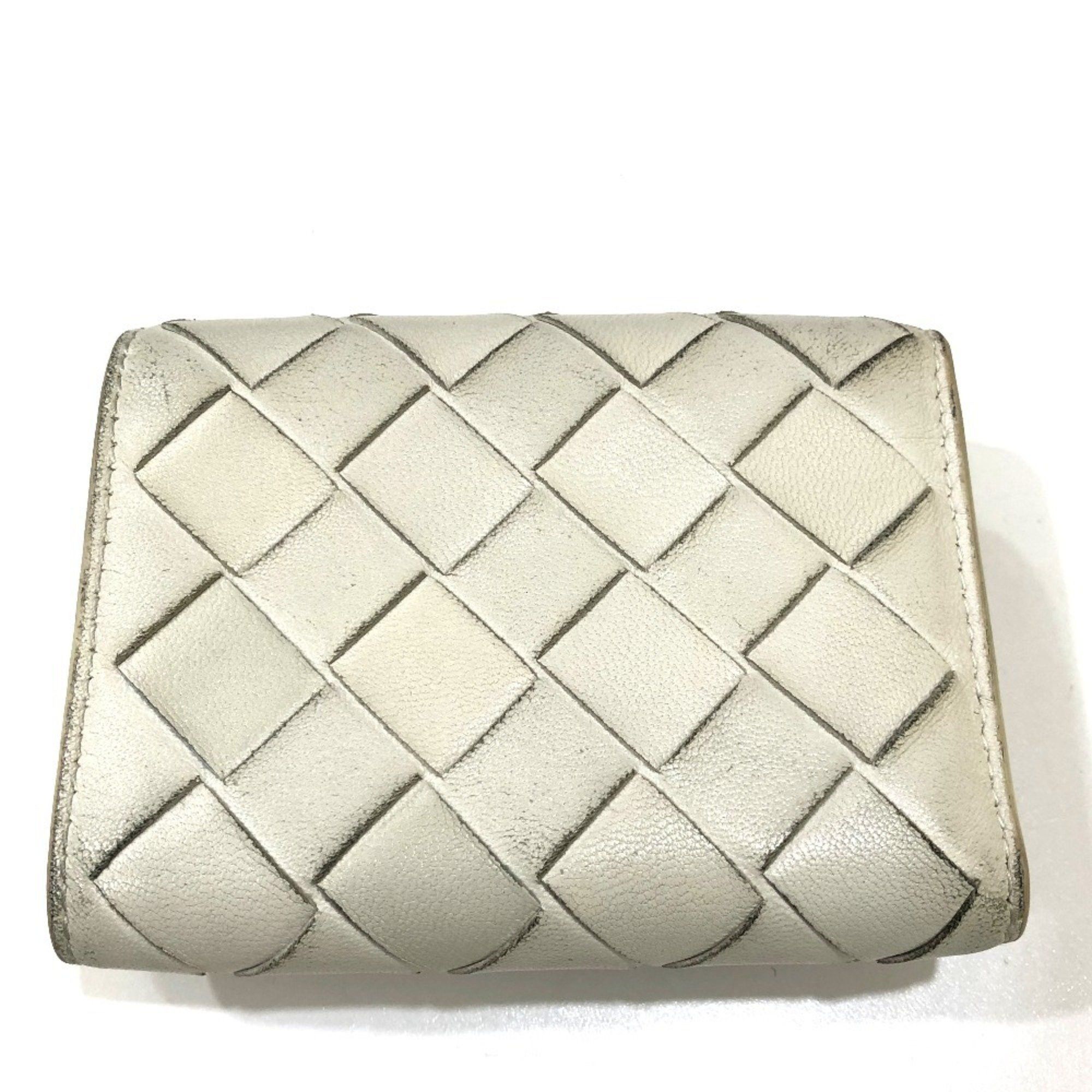 Bottega Veneta BOTTEGA VENETA Intrecciato Compact Wallet Tiny Tri-fold Leather for Women in White Size ONE SIZE - 2 Thumbnail