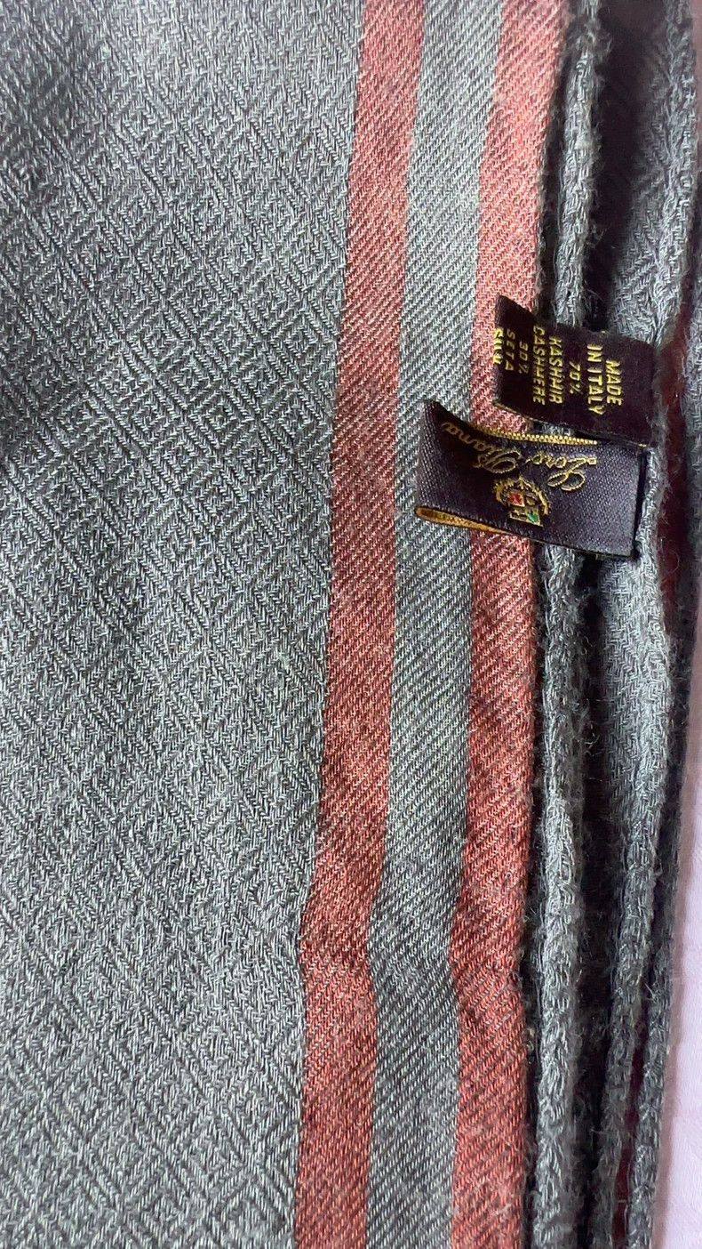 Loro Piana LoroPiana Classic Gray Scarf - dmc Size ONE SIZE - 4 Thumbnail
