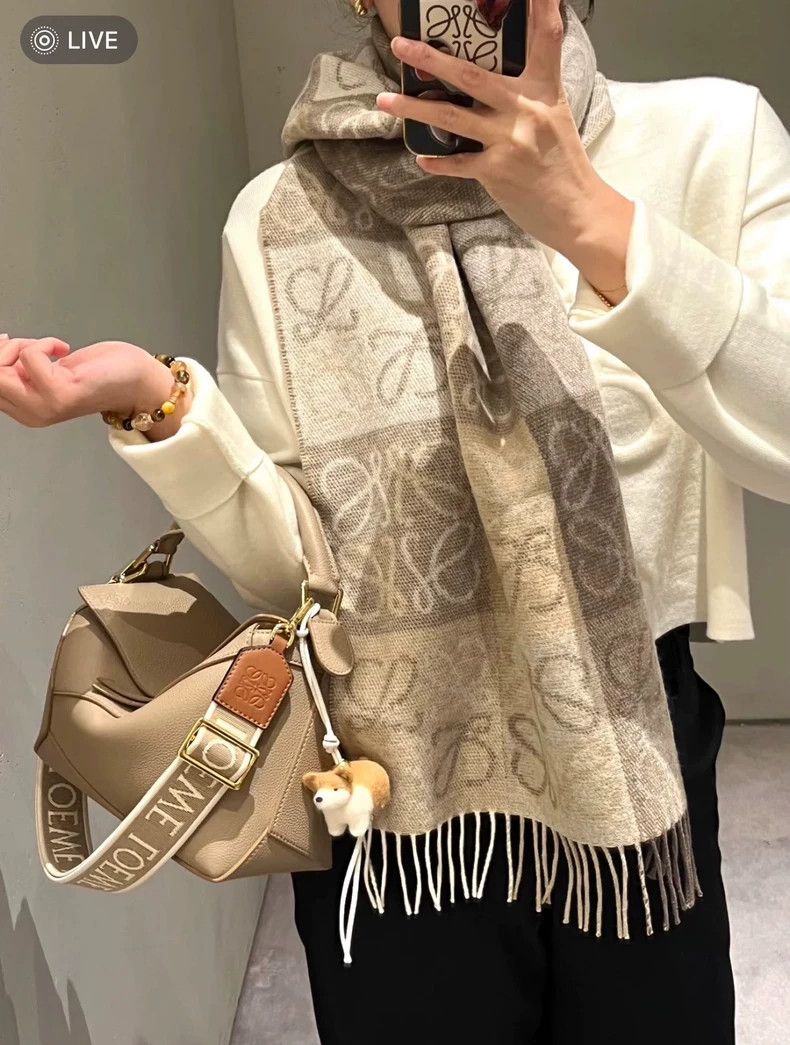 Loewe Loewe Anagram Wool Scarf White Beige - dmc Size ONE SIZE - 6 Thumbnail