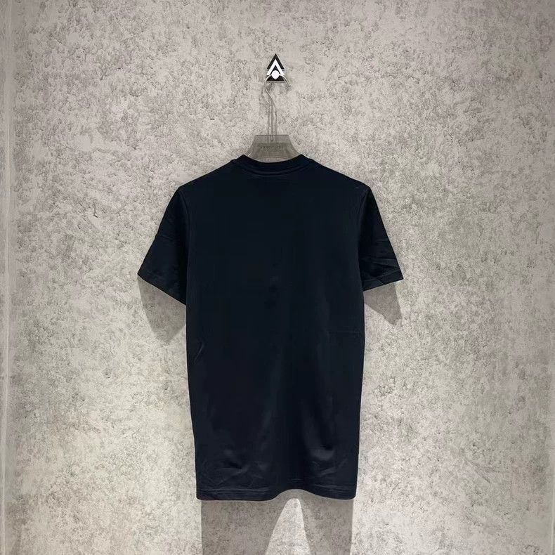 Givenchy Givenchy Black Distressed Letter T-Shirt - dmc Size US XS / EU 42 / 0 - 2 Thumbnail