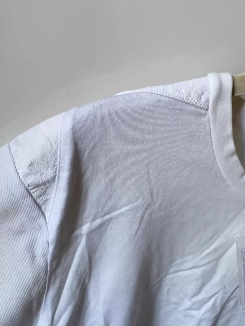 Givenchy G Givenchy White Leather Accent Crewneck T-shirt - dmc Size US XL / EU 56 / 4 - 5 Thumbnail