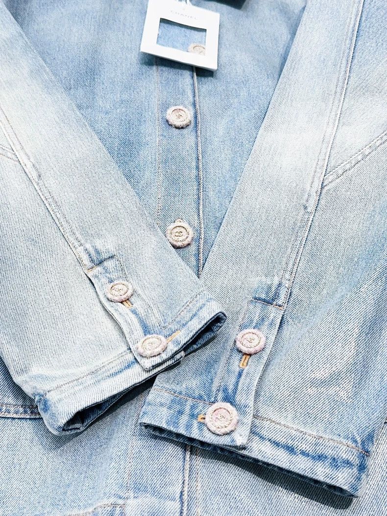 Chanel Chanel 24K Blue Denim Long Sleeve Jacket - dmc Size US M / EU 48-50 / 2 - 6 Thumbnail