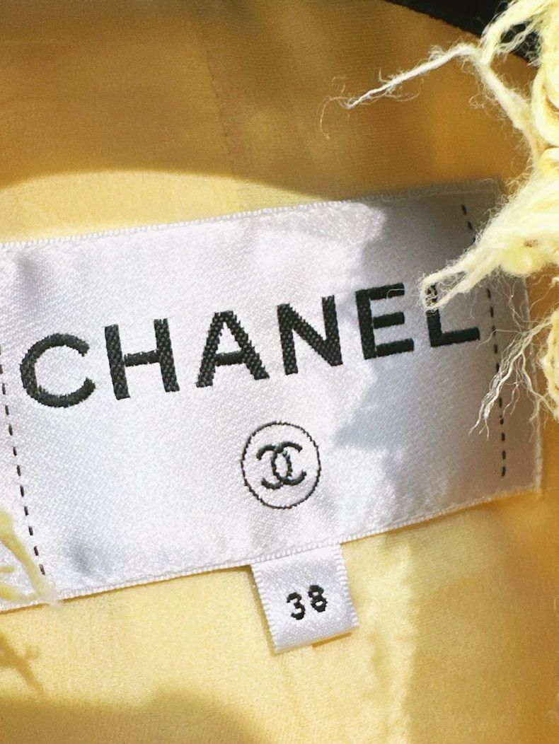 Chanel Chanel 21C Yellow Fringe Metal Button Jacket - dmc Size US M / EU 48-50 / 2 - 4 Thumbnail