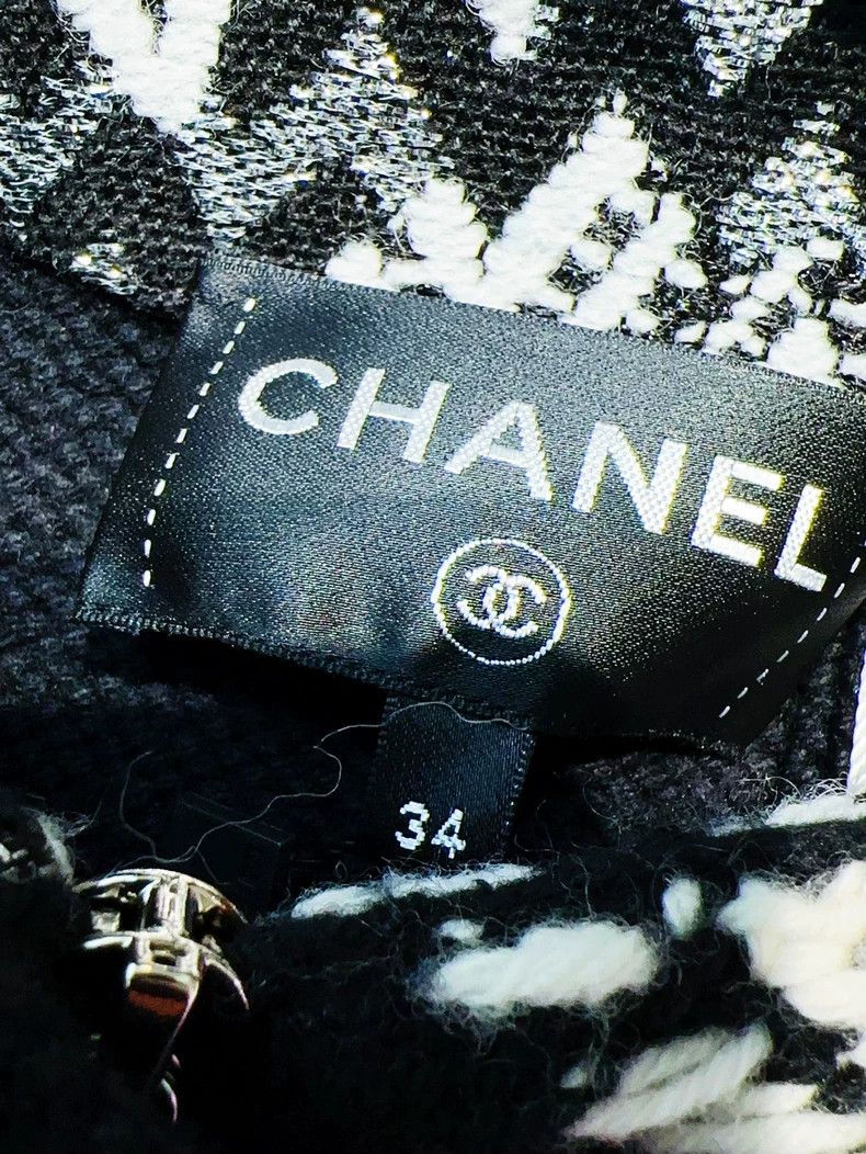 Chanel Chanel Black White Long Wool Sweater Coat - dmc Size US XS / EU 42 / 0 - 5 Thumbnail