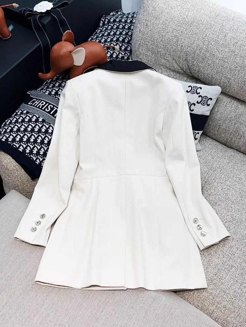 Chanel Chanel Beige Bow Accent Long Sleeve Jacket - dmc Size US S / EU 44-46 / 1 - 2 Thumbnail