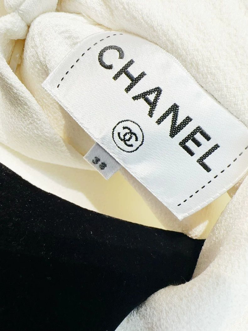 Chanel Chanel Beige Silk Long Sleeve Shirt - dmc Size US M / EU 48-50 / 2 - 5 Thumbnail