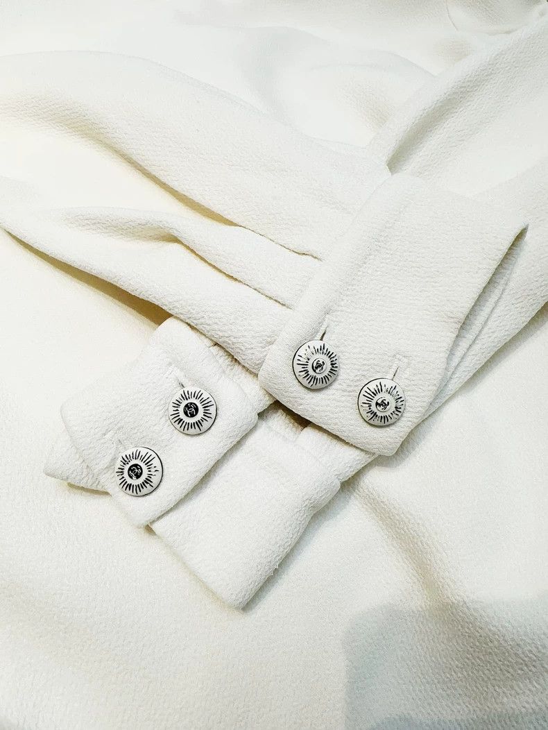 Chanel Chanel Beige Silk Long Sleeve Shirt - dmc Size US M / EU 48-50 / 2 - 4 Thumbnail