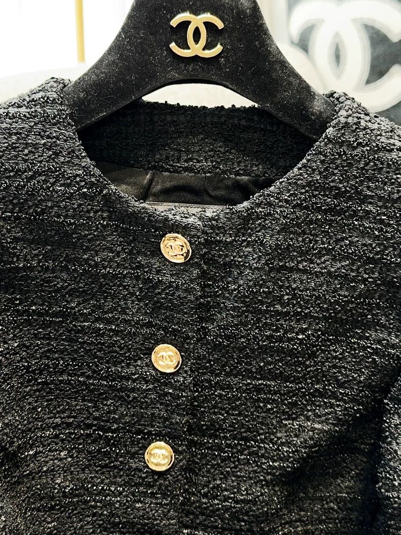 Chanel Chanel 23A Beaded Gold Button Jacket - dmc Size US XS / EU 42 / 0 - 4 Thumbnail