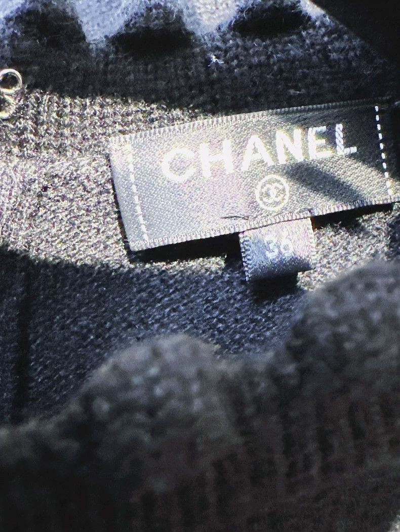Chanel Chanel Black Long Sleeve Cashmere Sweater - dmc Size US M / EU 48-50 / 2 - 4 Thumbnail