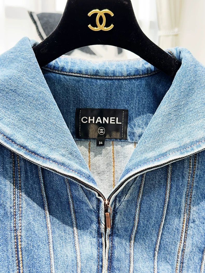 Chanel Chanel Blue Denim Jacket with Sailor Collar - dmc Size US XS / EU 42 / 0 - 6 Thumbnail
