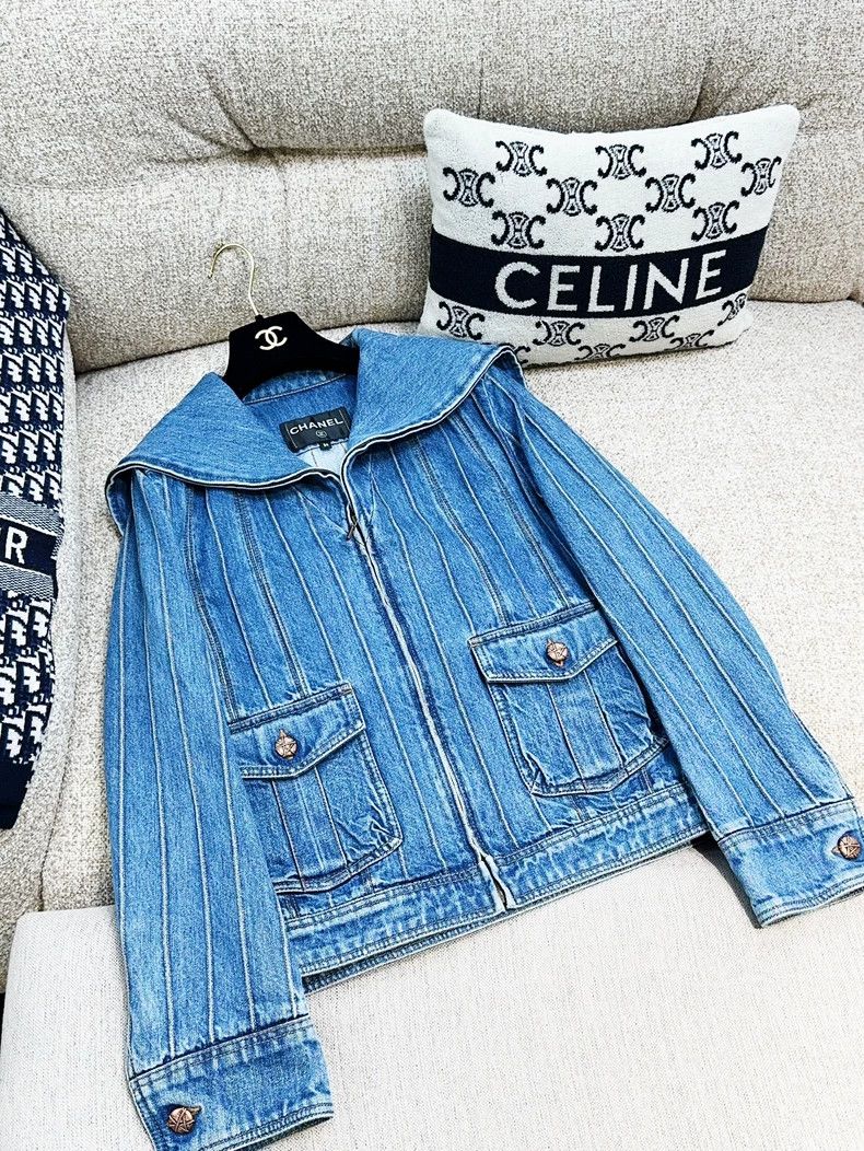 Chanel Chanel Blue Denim Jacket with Sailor Collar - dmc Size US XS / EU 42 / 0 - 3 Thumbnail