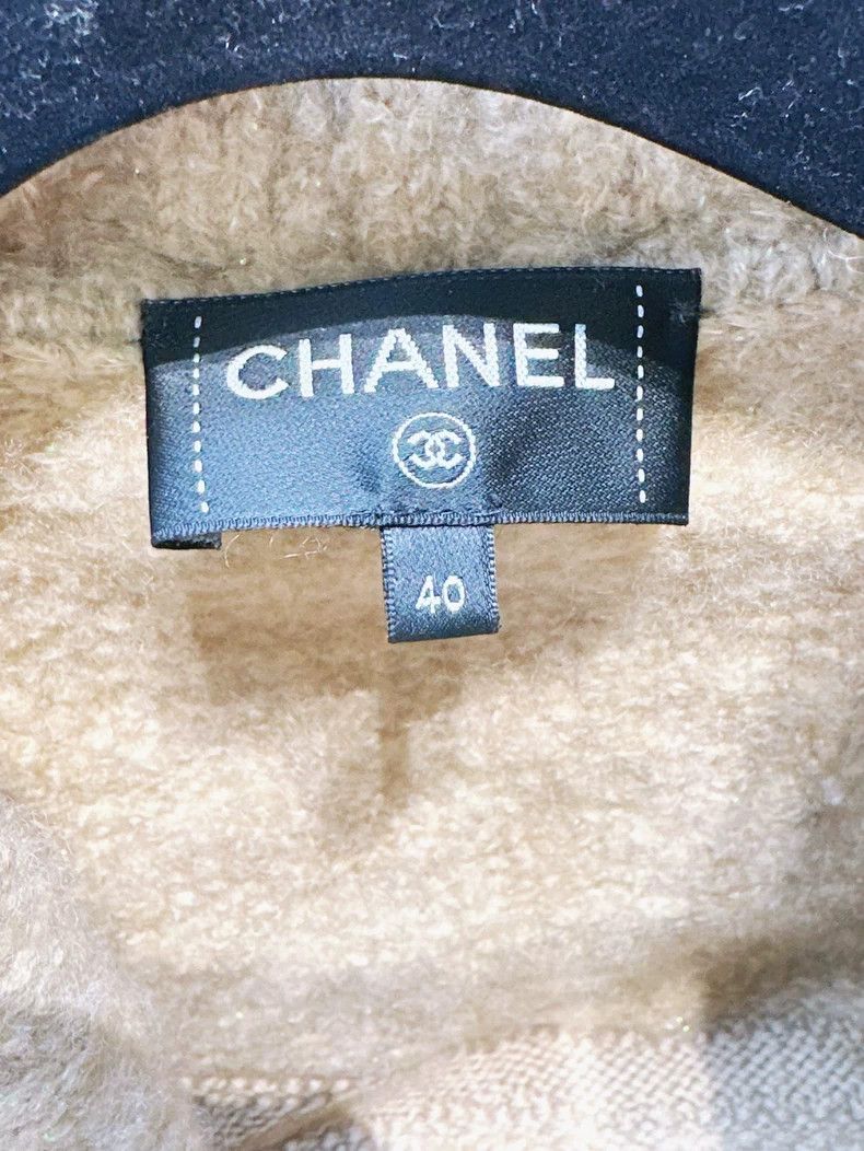Chanel Chanel Beige Long Sleeve Knit Cardigan - dmc Size US L / EU 52-54 / 3 - 4 Thumbnail