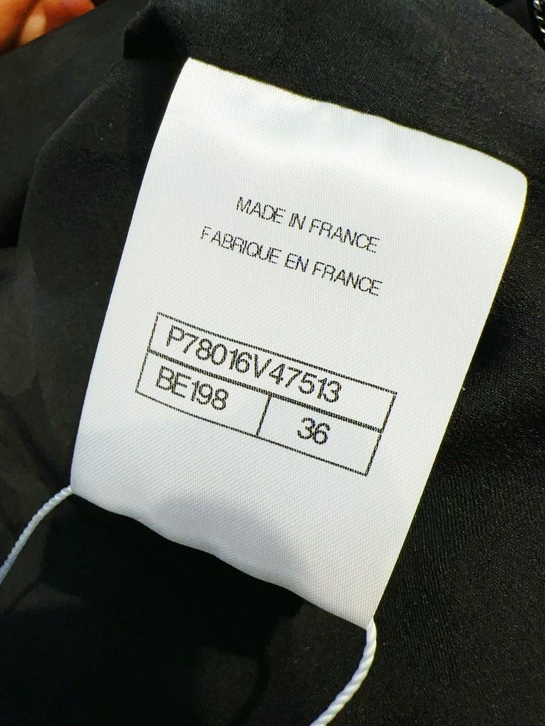 Chanel Chanel Black Wool Short Jacket - dmc Size US S / EU 44-46 / 1 - 6 Thumbnail