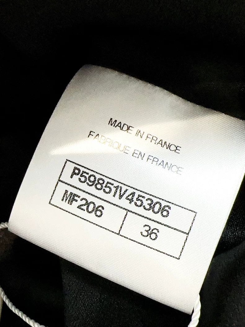 Chanel Chanel Black Gold Long Sleeve Coat - dmc Size US S / EU 44-46 / 1 - 7 Thumbnail