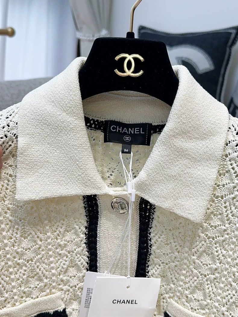 Chanel Chanel Beige Long Sleeve Knit Cardigan - dmc Size US S / EU 44-46 / 1 - 4 Thumbnail