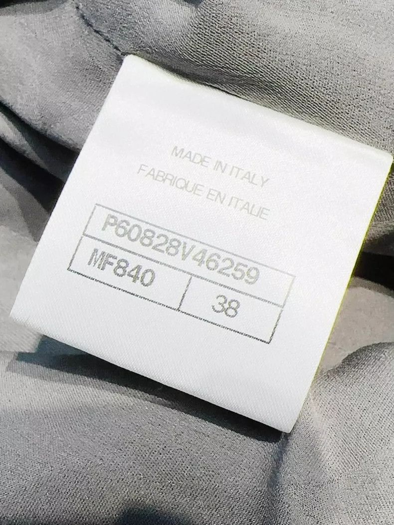 Chanel Chanel Gray Ruffled Tweed Jacket - dmc Size US M / EU 48-50 / 2 - 5 Thumbnail
