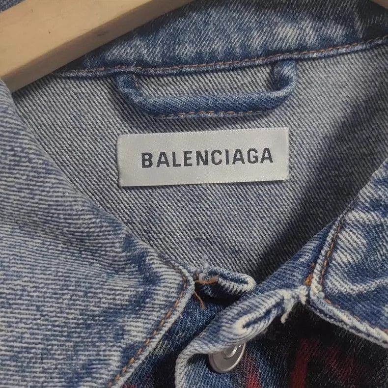Balenciaga Balenciaga Graffiti Denim Jacket - dmc Size US M / EU 48-50 / 2 - 2 Thumbnail