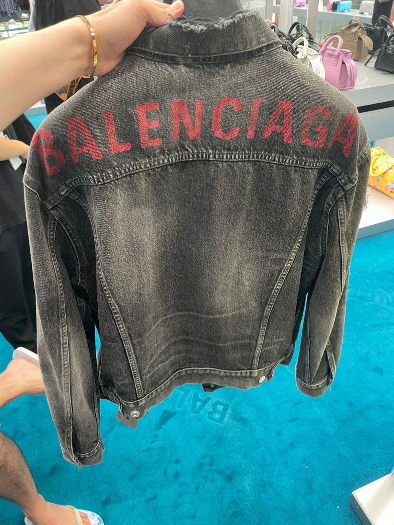 Balenciaga Balenciaga Red Letter Denim Jacket - dmc Size US M / EU 48-50 / 2 - 4 Thumbnail