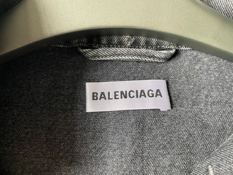 Balenciaga Balenciaga Red Letter Denim Jacket - dmc Size US M / EU 48-50 / 2 - 5 Thumbnail