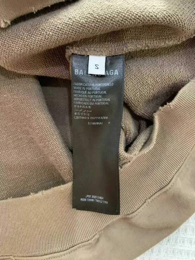 Balenciaga Balenciaga Distressed Oversized Hoodie - dmc Size US S / EU 44-46 / 1 - 6 Thumbnail