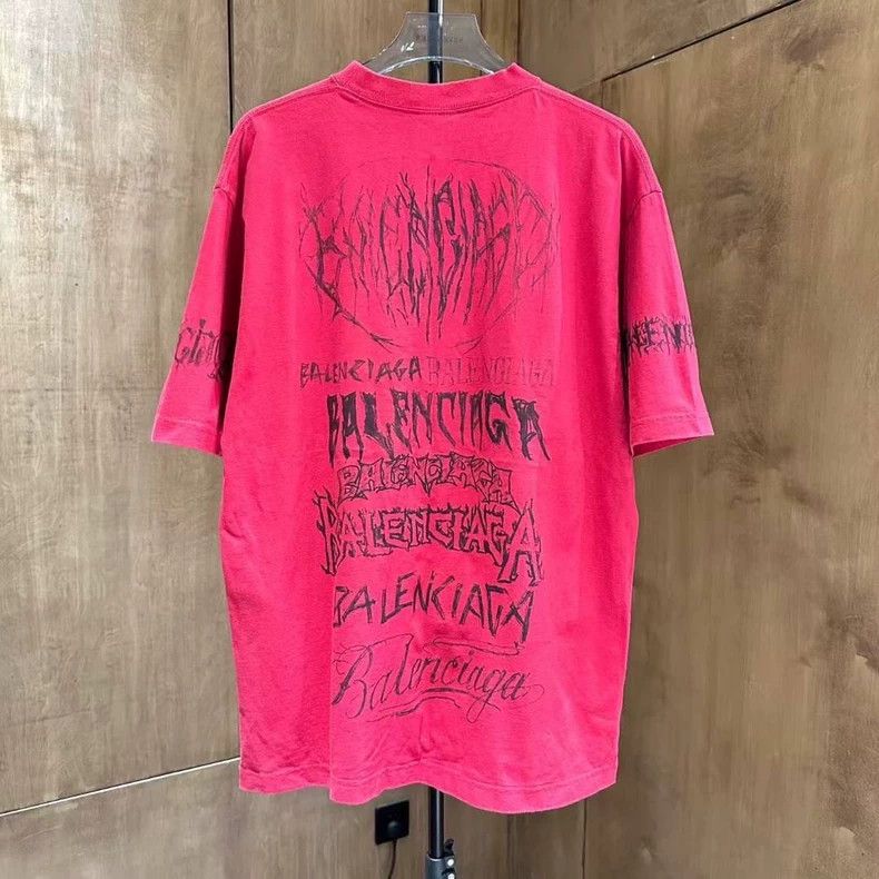Balenciaga Balenciaga Dragon Year Red Graffiti Tee - dmc Size US S / EU 44-46 / 1 - 2 Thumbnail