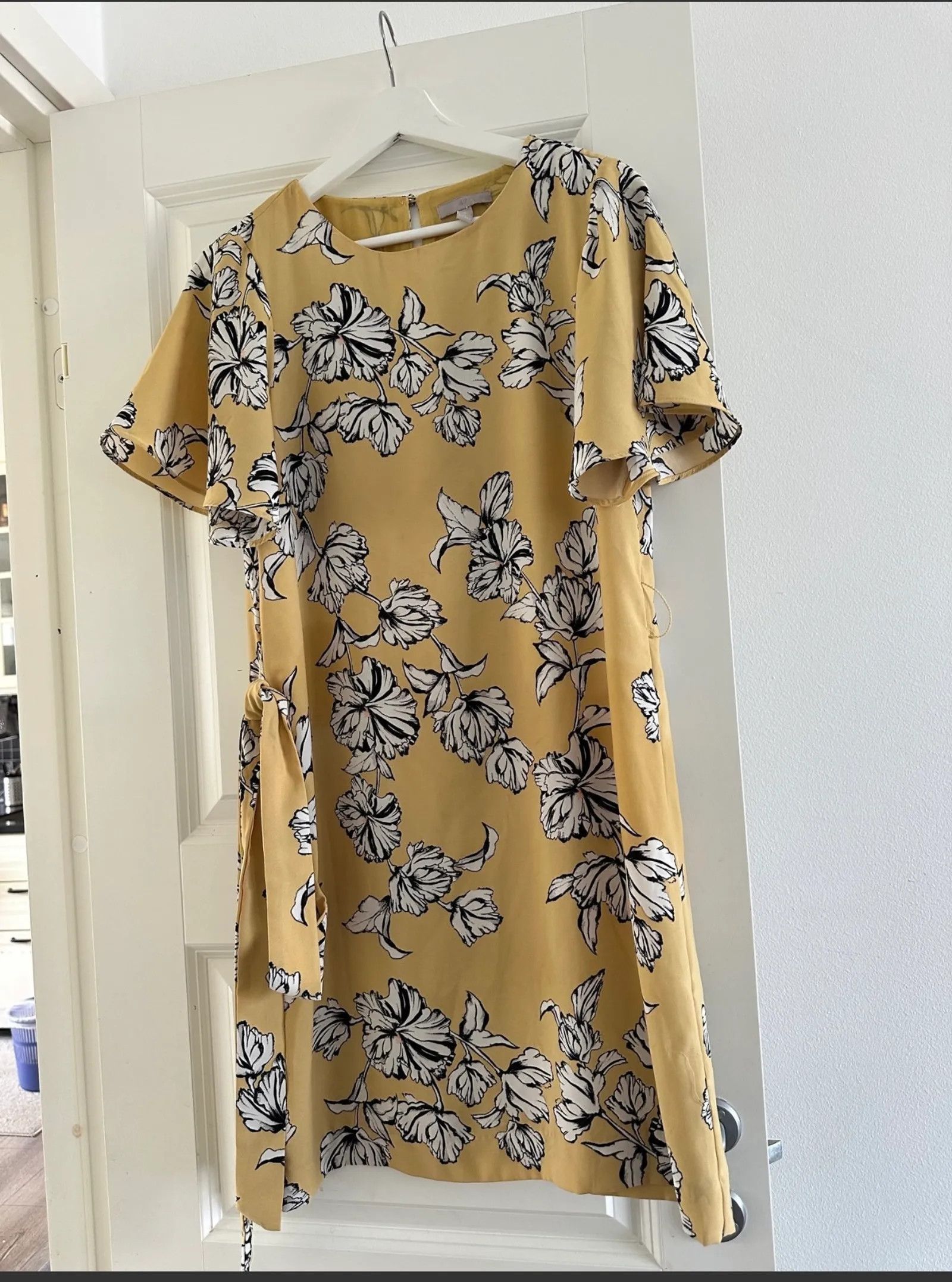 H&M H&M Dress Size XS / US 0-2 / IT 36-38 - 4 Thumbnail