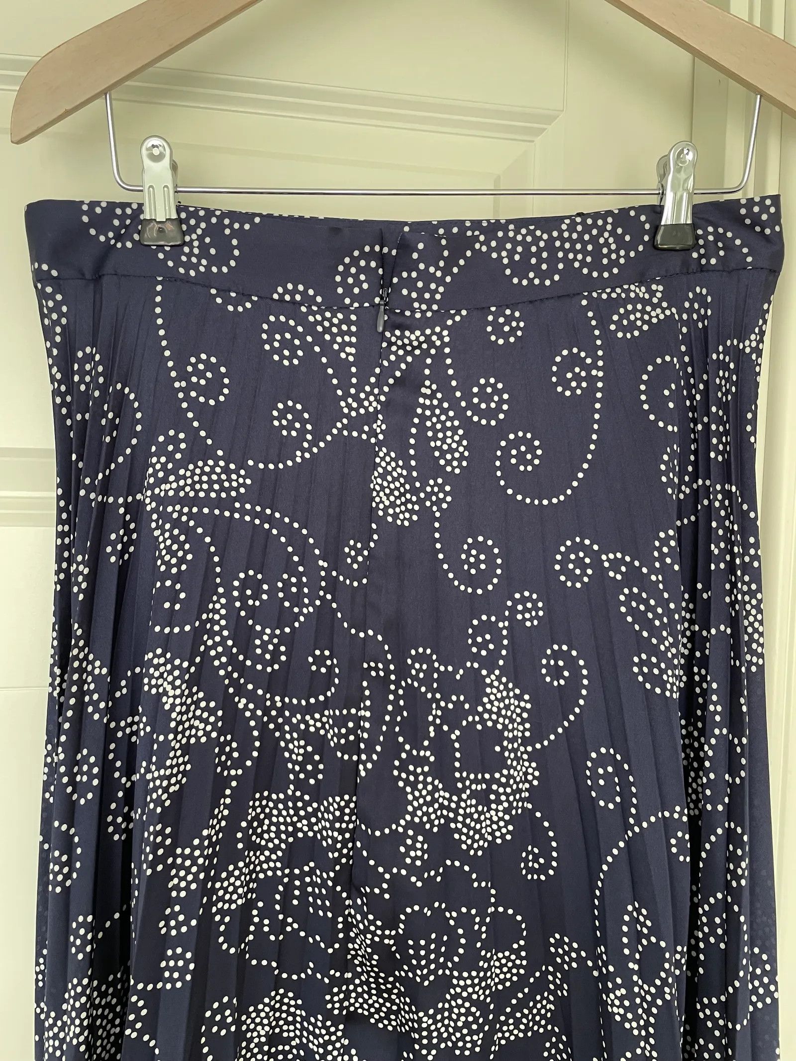 Zara Zara Pleated Midi Skirt Skirt Size 32" / US 10 / IT 46 - 4 Thumbnail