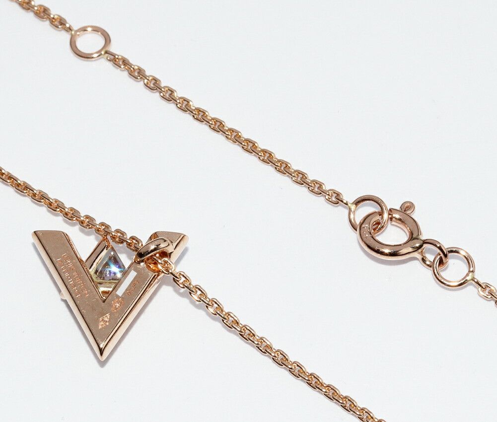 Louis Vuitton Louis Vuitton Louis Vuitton K18PG Volt One Pendant Necklace Q93813 Crocodile skin Necklace Q93813 Size ONE SIZE - 5 Thumbnail