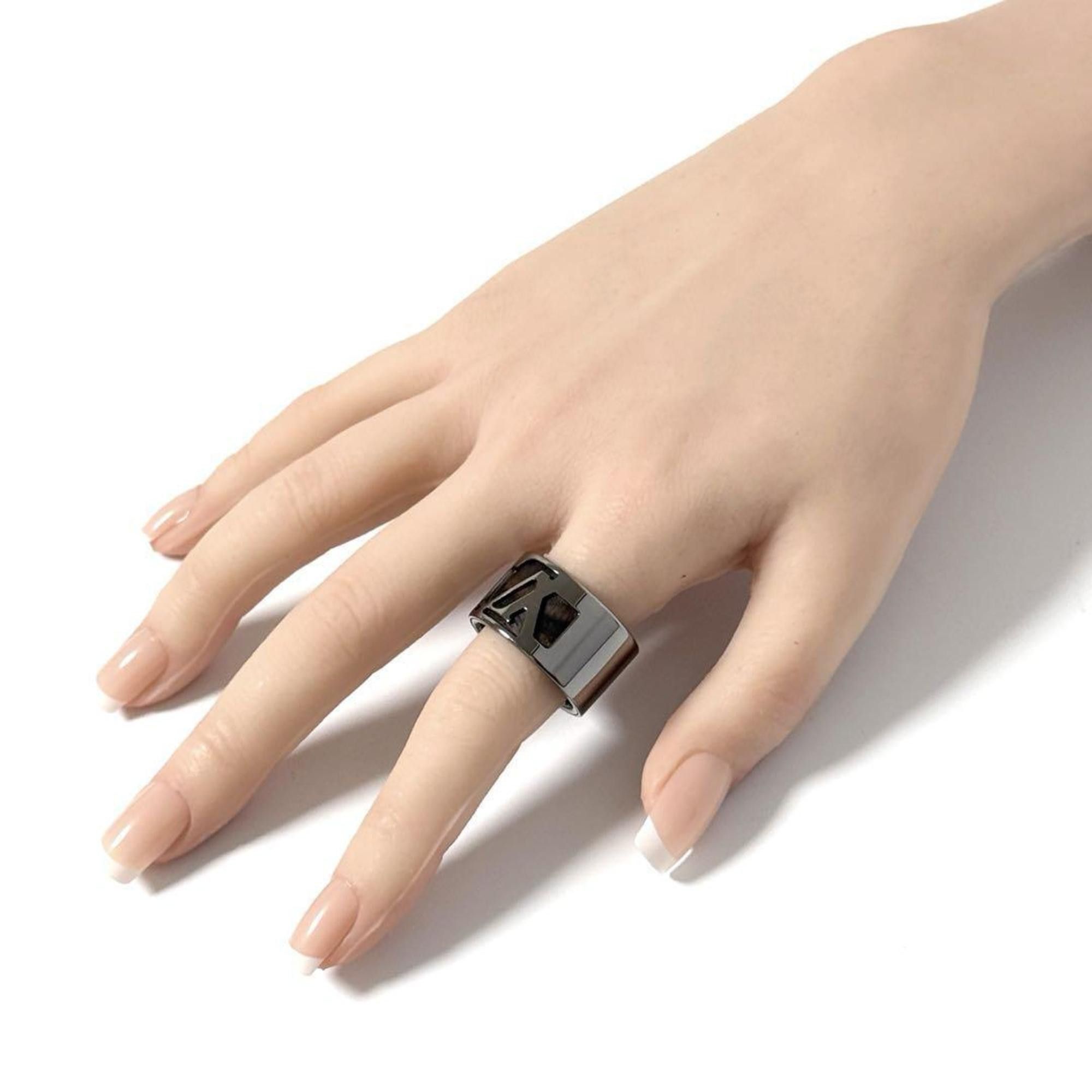 Louis Vuitton Louis Vuitton Men's Wide Ring, Berg, Cape Town Size ONE SIZE - 10 Thumbnail
