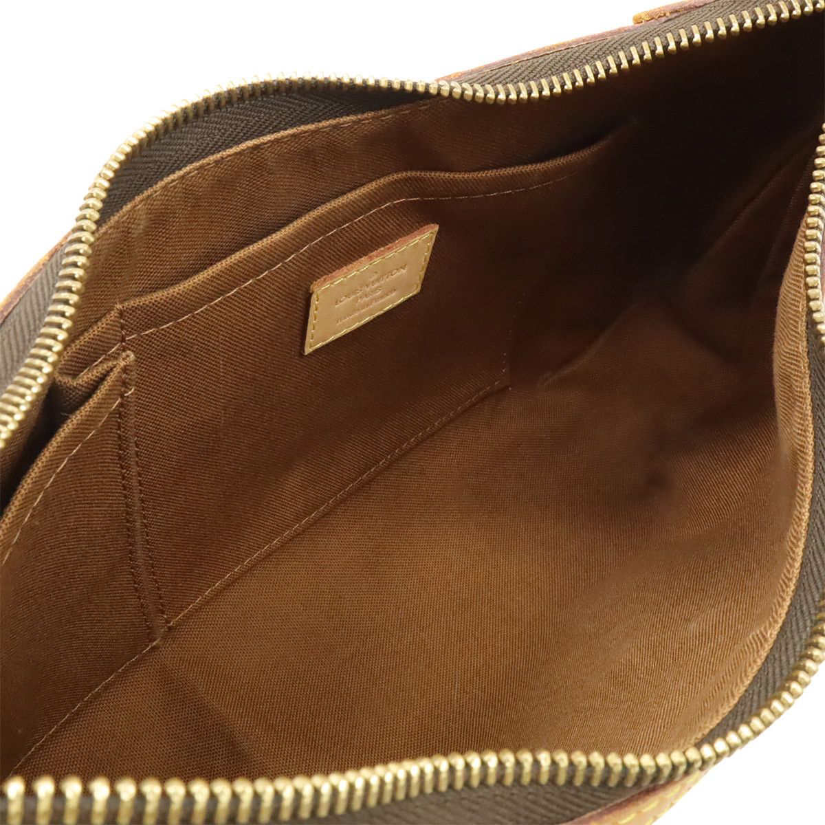 Louis Vuitton Louis Vuitton Louis Vuitton Thames PM Monogram Shoulder Bag Canvas Shoulder Bag M56384 DUTY FREE for USA Size ONE SIZE - 7 Thumbnail