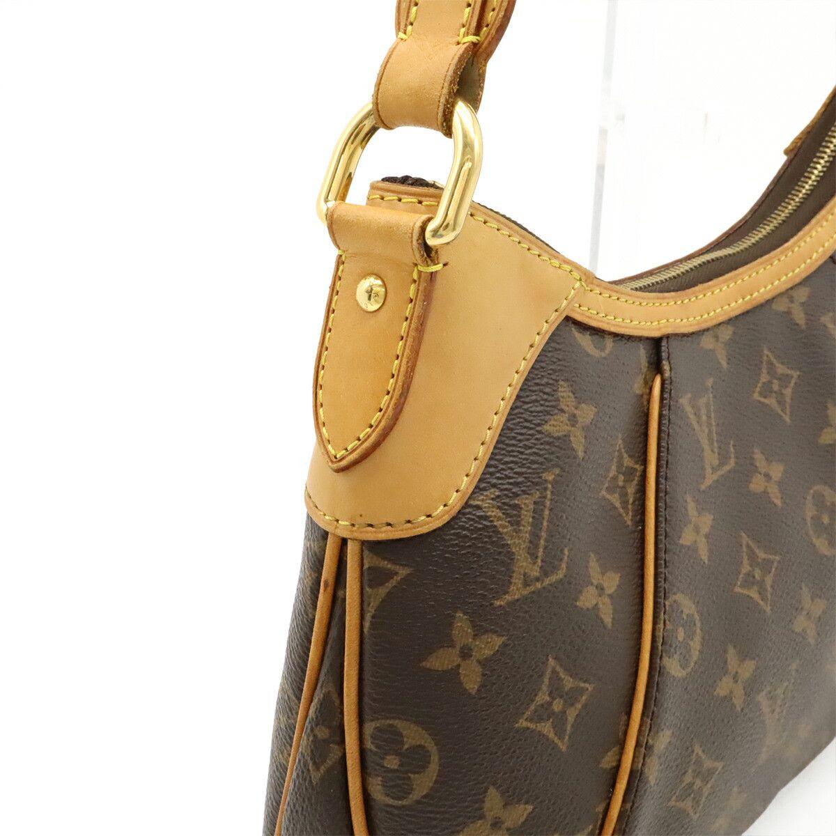 Louis Vuitton Louis Vuitton Louis Vuitton Thames PM Monogram Shoulder Bag Canvas Shoulder Bag M56384 DUTY FREE for USA Size ONE SIZE - 4 Thumbnail