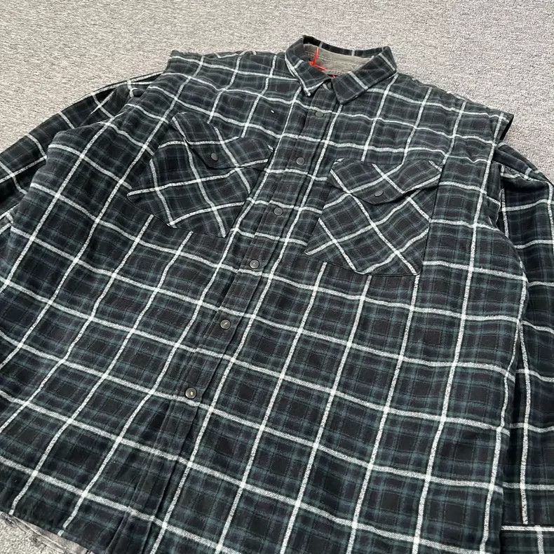 Balenciaga Balenciaga Check Two-in-One Cotton Coat - dmc Size US XL / EU 56 / 4 - 4 Thumbnail