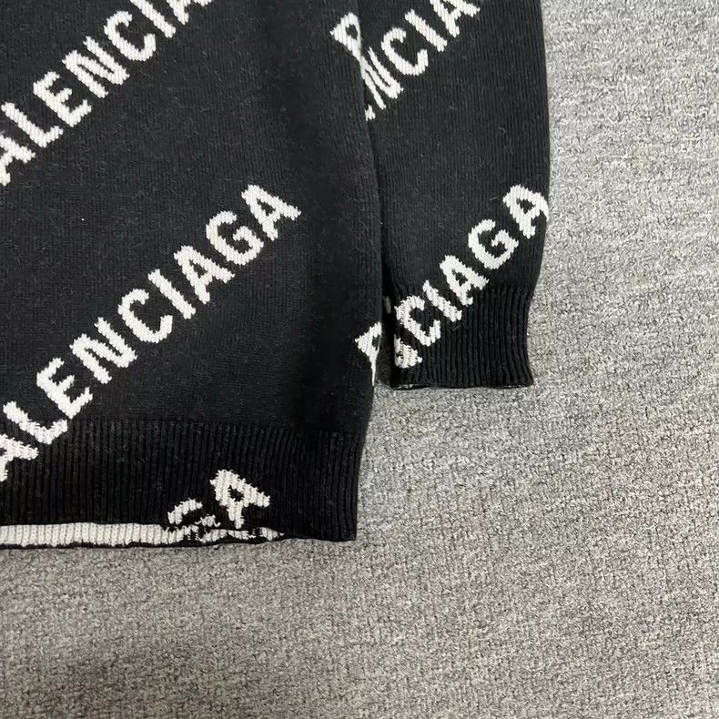 Balenciaga Balenciaga Logo All-Over Print Wool Round Neck Sweater - dmc Size US XS / EU 42 / 0 - 4 Thumbnail