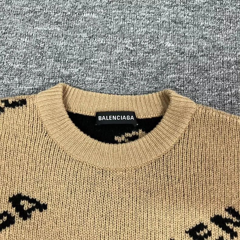 Balenciaga Balenciaga Logo Knit Sweater - dmc Size US S / EU 44-46 / 1 - 5 Thumbnail