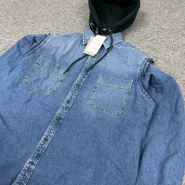 Balenciaga Balenciaga Two-Tone Denim Jacket - dmc Size US M / EU 48-50 / 2 - 4 Thumbnail