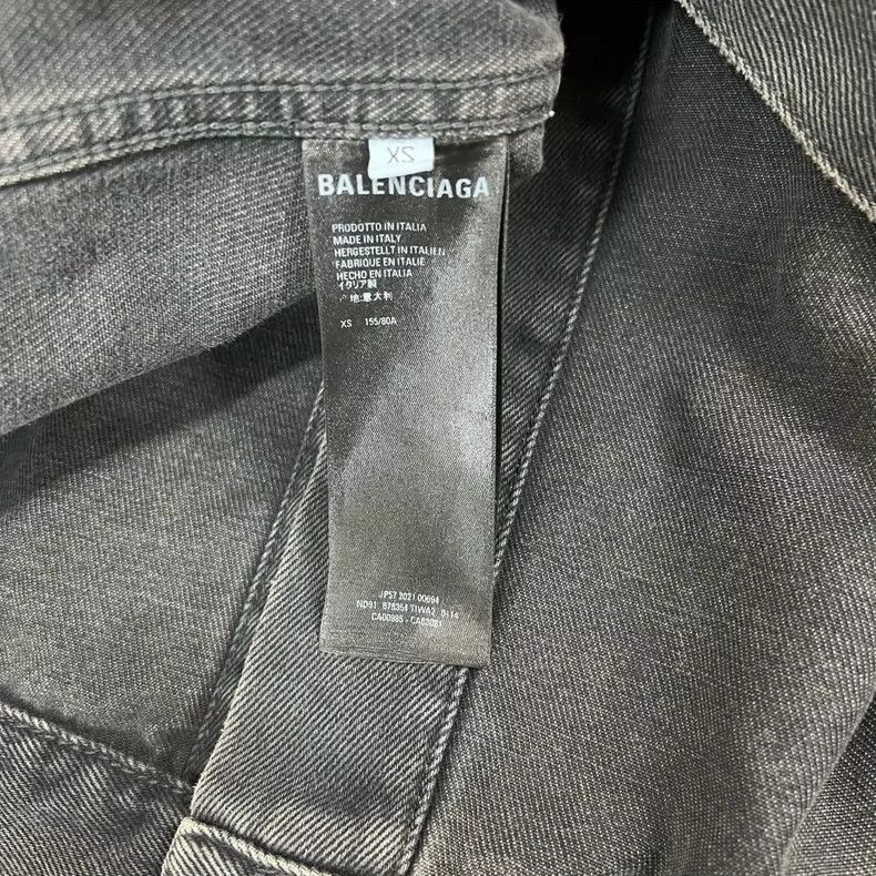 Balenciaga Balenciaga Black Denim Jacket with Graffiti - dmc Size US XS / EU 42 / 0 - 7 Thumbnail