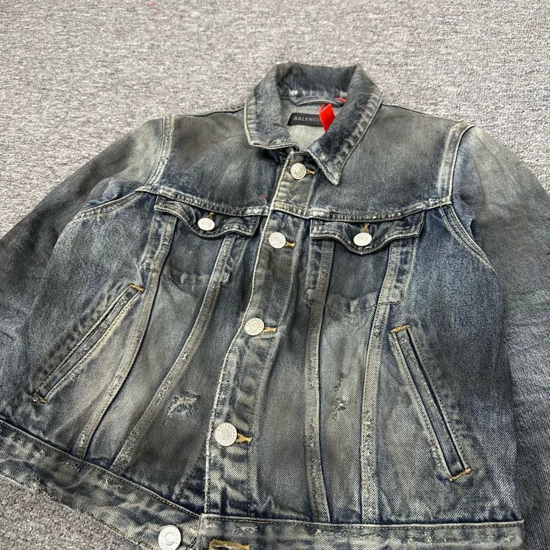 Balenciaga Balenciaga 23SS Distressed Denim Jacket - dmc Size US L / EU 52-54 / 3 - 3 Thumbnail
