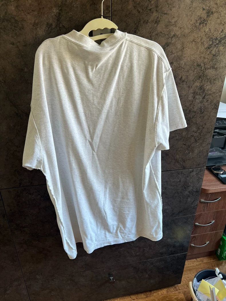 Balenciaga Balenciaga New Double Ring Embroidery Tee - dmc Size US M / EU 48-50 / 2 - 3 Thumbnail