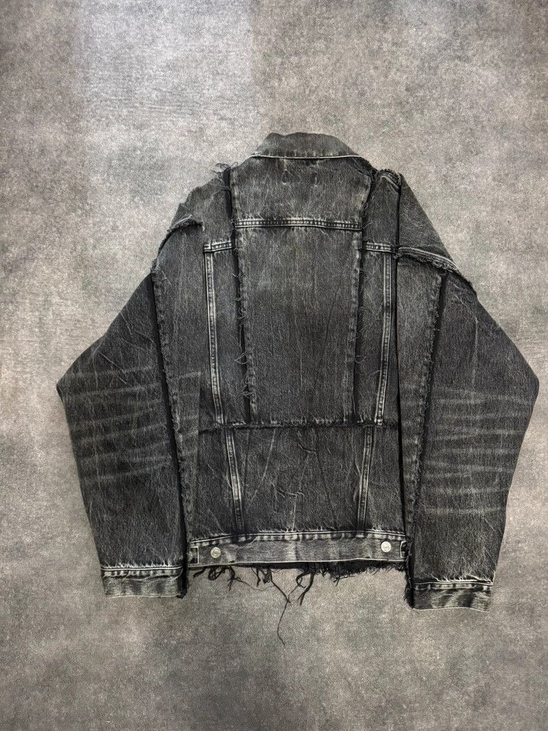Balenciaga Balenciaga Washed Distressed Denim Jacket - dmc Size US M / EU 48-50 / 2 - 2 Thumbnail
