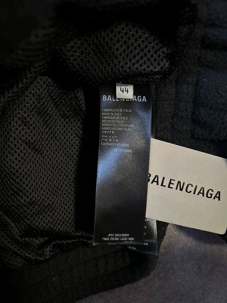 Balenciaga Balenciaga 23 Large Logo Fleece Jacket - dmc Size US L / EU 52-54 / 3 - 4 Thumbnail