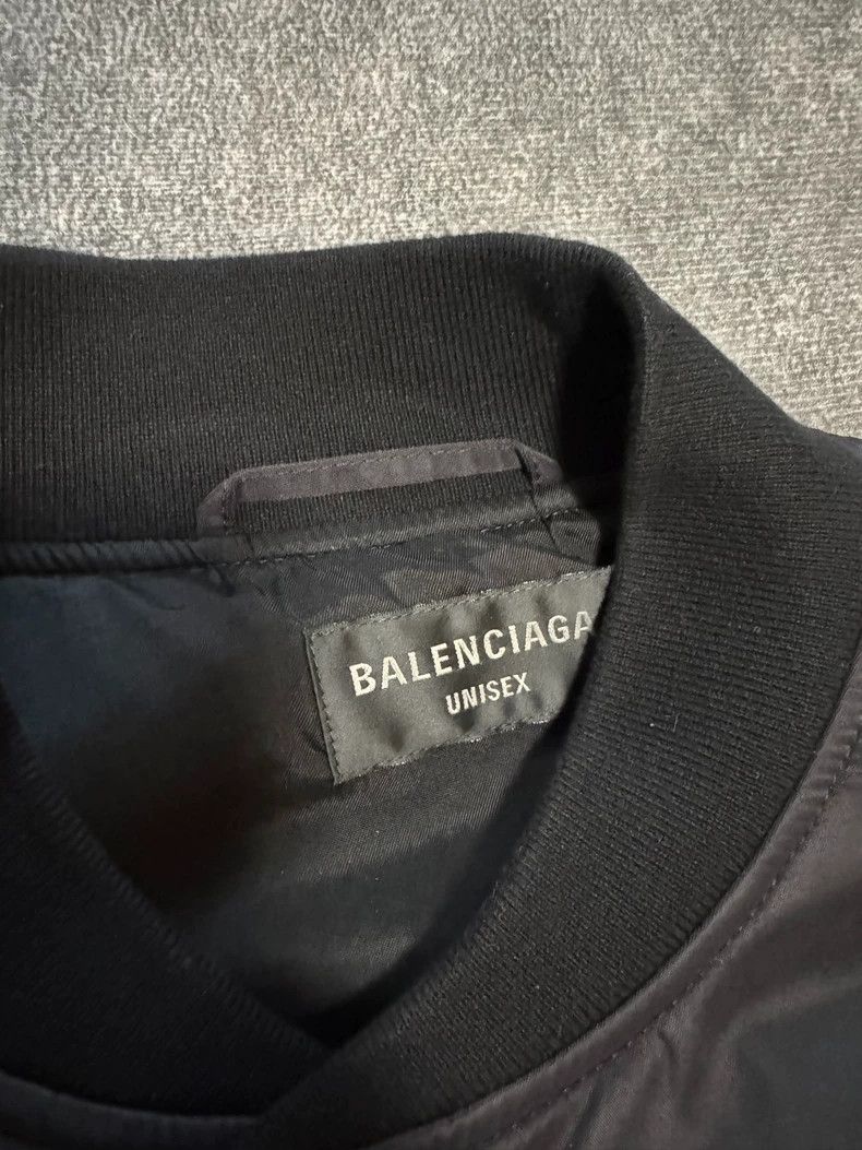 Balenciaga Balenciaga Lion Club Embroidered Bomber Jacket - dmc Size US S / EU 44-46 / 1 - 3 Thumbnail