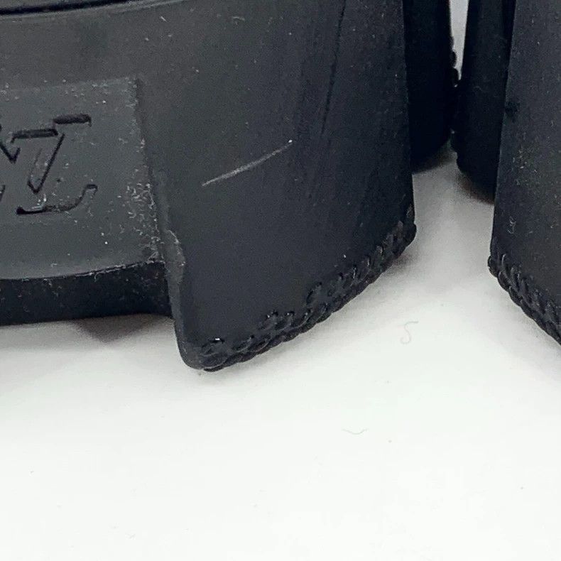Louis Vuitton Louis Vuitton Black Logo Chain Loafers - dmc Size US 9.5 / EU 42-43 - 9 Thumbnail