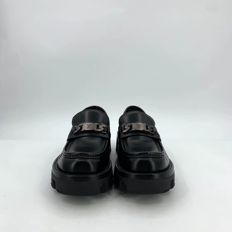 Louis Vuitton Louis Vuitton Black Logo Chain Loafers - dmc Size US 9.5 / EU 42-43 - 3 Thumbnail