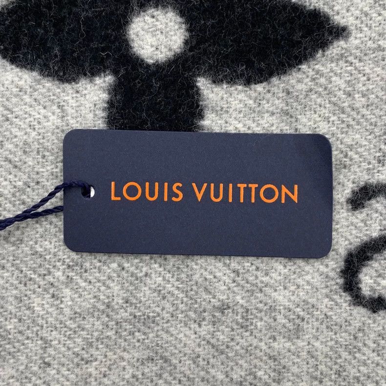Louis Vuitton Louis Vuitton Black Logo Cashmere Scarf - dmc Size ONE SIZE - 8 Thumbnail
