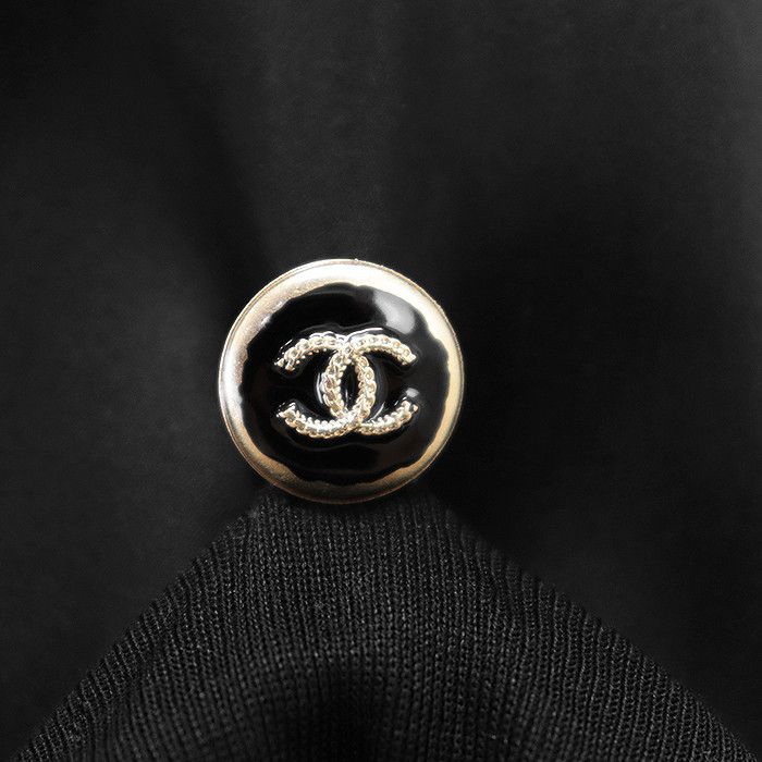 Chanel Chanel Chanel P63168 100% Silk Blouse Others Tops P63168 DUTY FREE for USA Size ONE SIZE - 3 Thumbnail