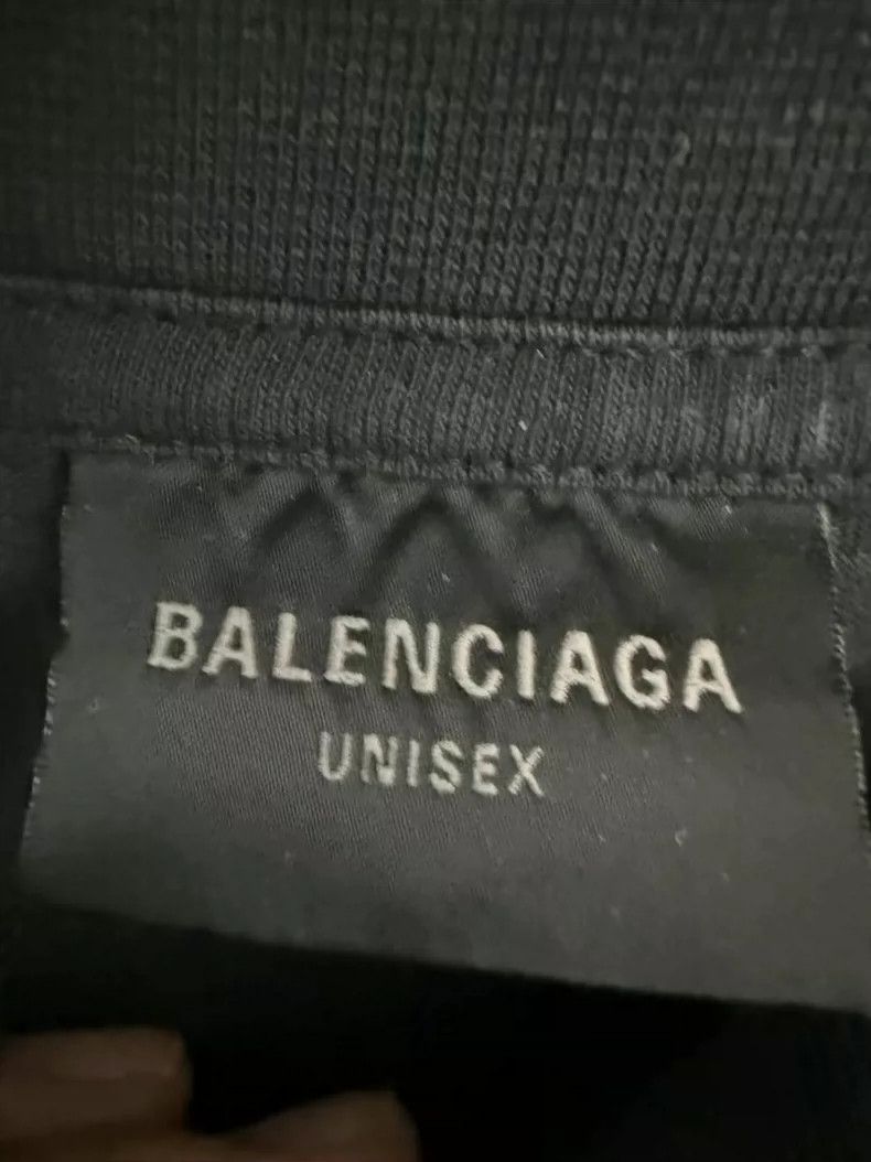 Balenciaga Balenciaga Gradient Logo Distressed T-shirt - dmc Size US M / EU 48-50 / 2 - 3 Thumbnail